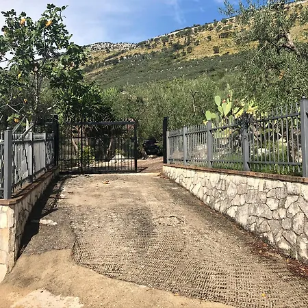 Casa Gialla ヴィラ Sonnino
